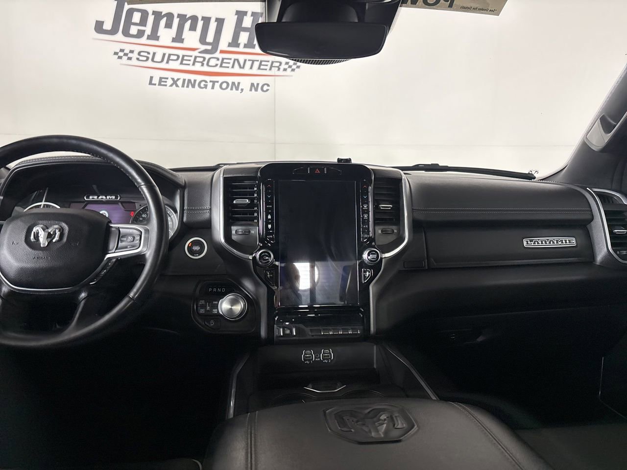 Used 2023 RAM 1500 Laramie AWD/4WD image 22