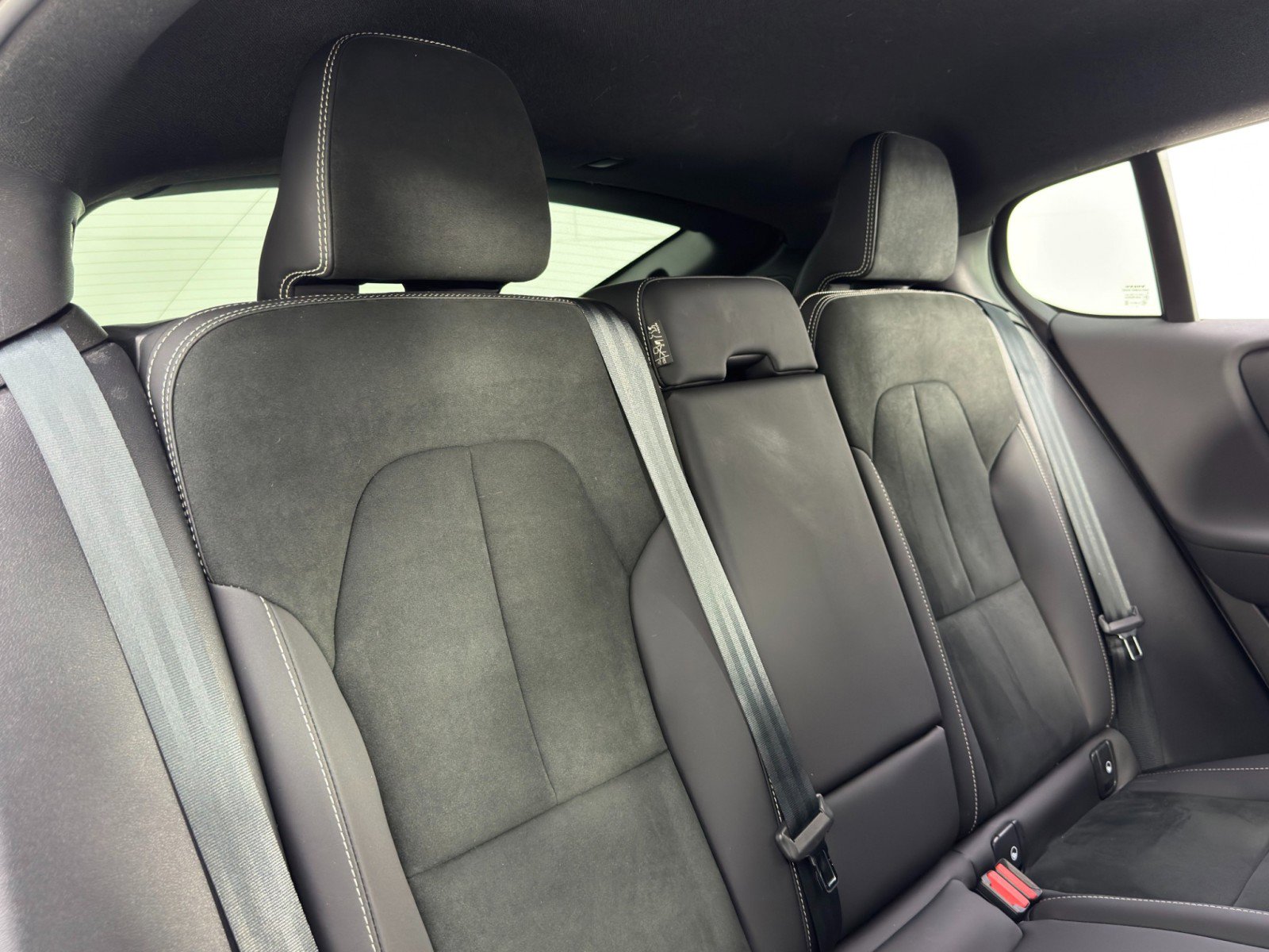 Used 2023 Volvo C40 P8 Recharge Ultimate w/ Protection Package Premier image 36