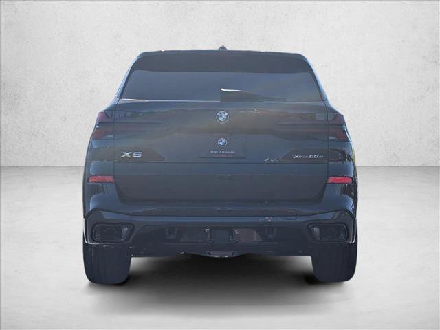 New 2026 BMW X5 xDrive50e w/ M Sport Package AWD/4WD image 4