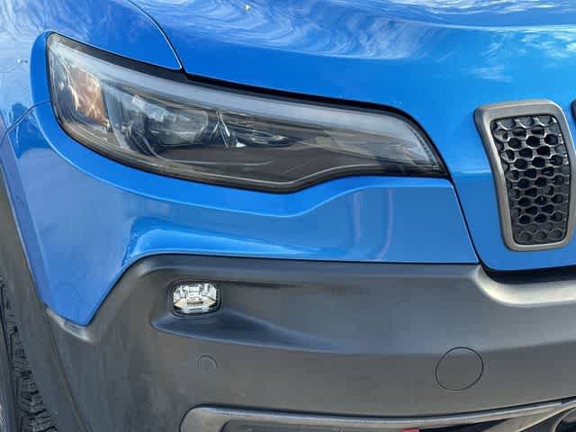 Used 2019 Jeep Cherokee Trailhawk AWD/4WD image 10