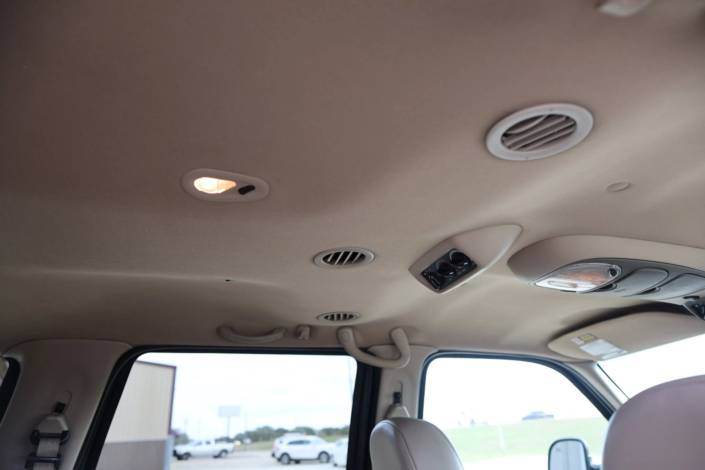 Used 2000 Ford Excursion Limited image 37