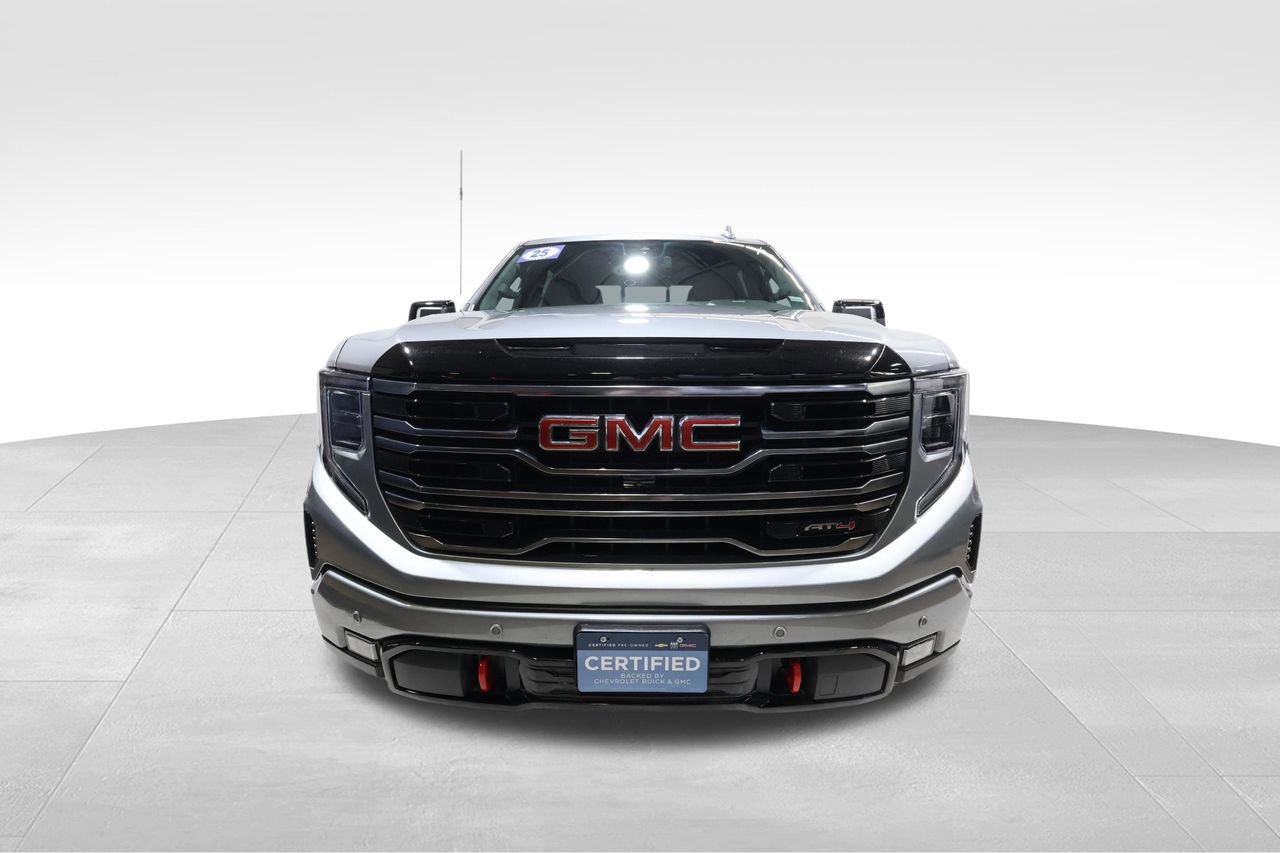 Used 2025 GMC Sierra 1500 AT4 w/ AT4 Premium Package AWD/4WD image 7