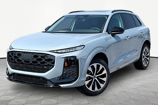New 2026 Audi Q3 quattro 2.0T AWD/4WD image 1