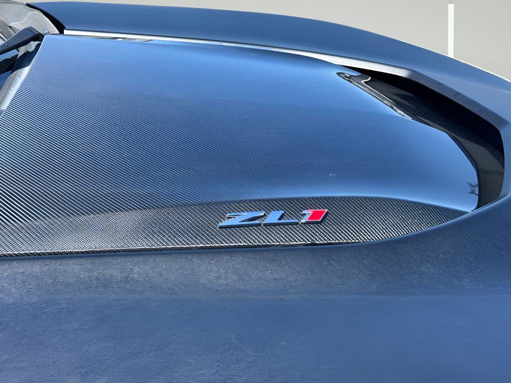 Used 2020 Chevrolet Camaro ZL1 RWD image 39