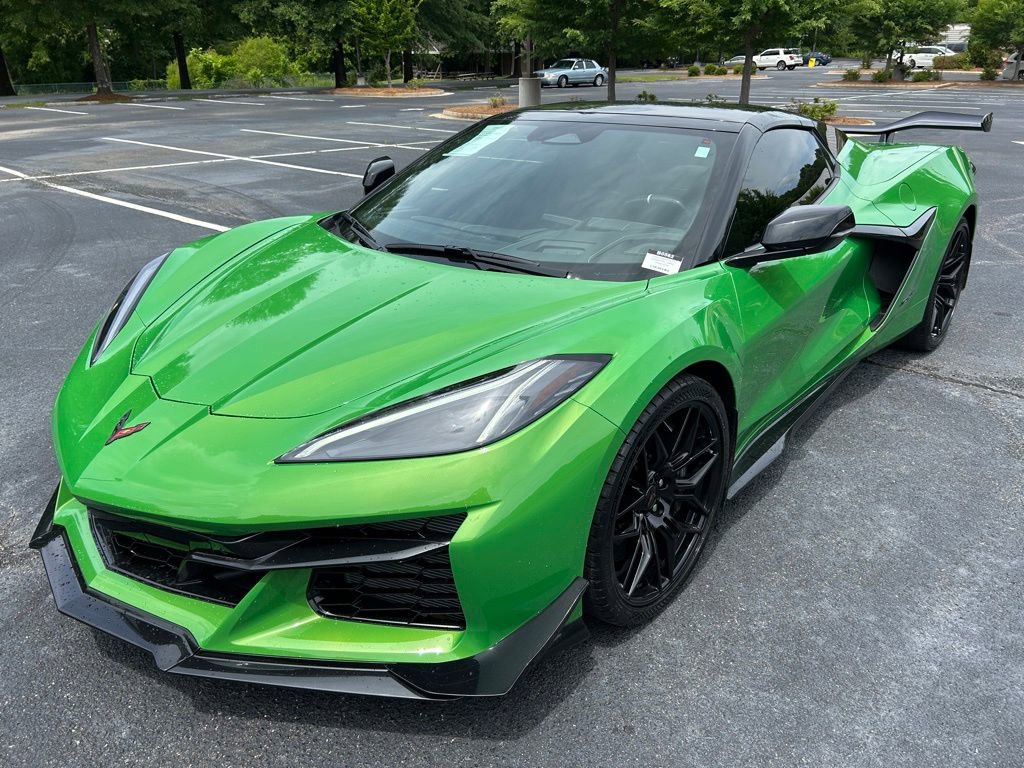 Used 2026 Chevrolet Corvette Z06 w/ Z07 Performance Package RWD image 71