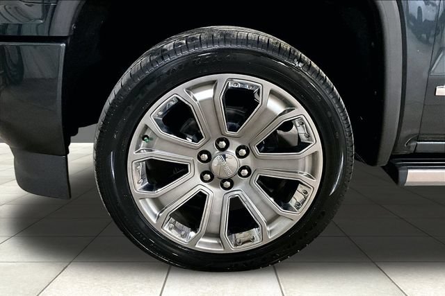 Used 2018 GMC Sierra 1500 Denali w/ Denali Ultimate Package AWD/4WD image 10