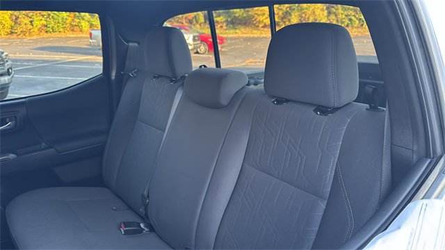 Used 2018 Toyota Tacoma TRD Sport image 26