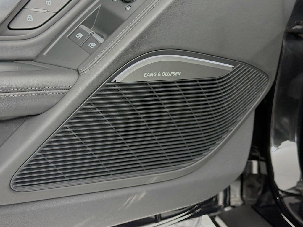 Used 2020 Audi R8 V10 w/ Carbon Exterior Package image 20