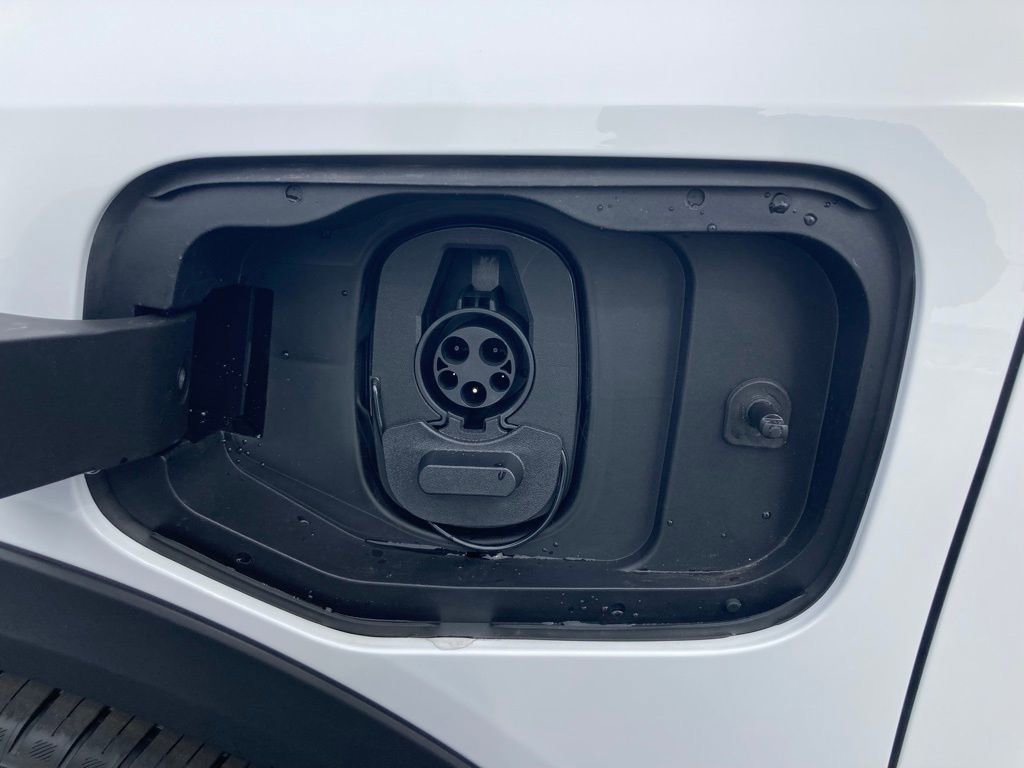 New 2026 Chevrolet Equinox EV LT w/ Comfort Package image 43