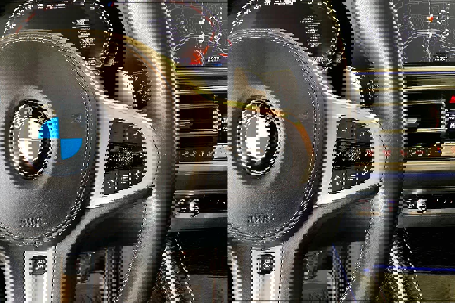 Used 2021 BMW X7 M50i w/ Executive Package image 23