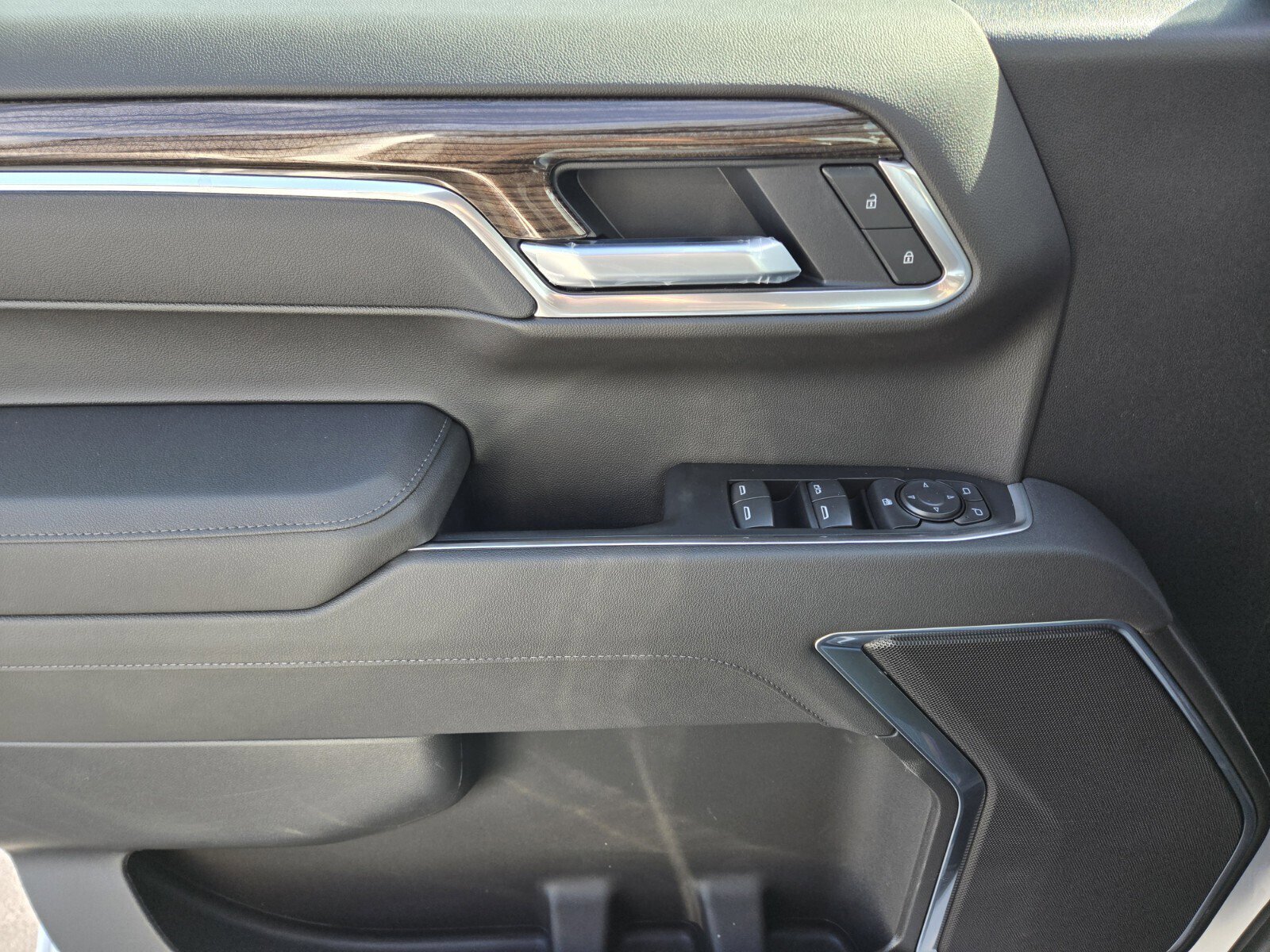 New 2026 Chevrolet Silverado 1500 LT w/ Safety Package image 11