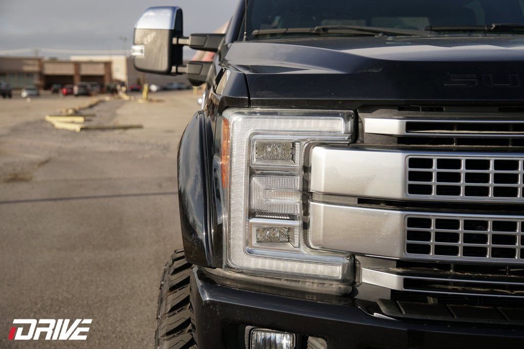 Used 2017 Ford F350 Platinum w/ Platinum Ultimate Package image 4