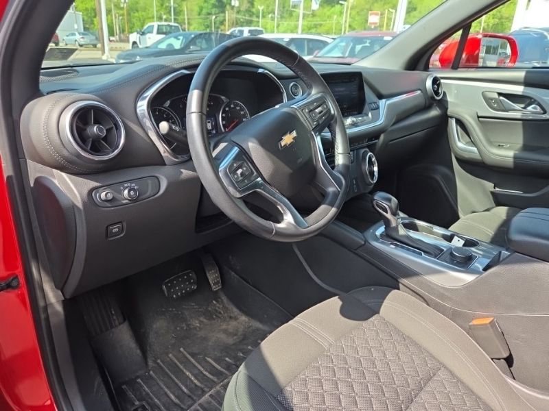 Used 2019 Chevrolet Blazer LT AWD/4WD image 23