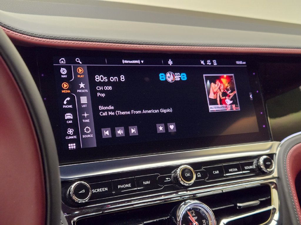 Certified 2023 Bentley Flying Spur V8 AWD/4WD image 37