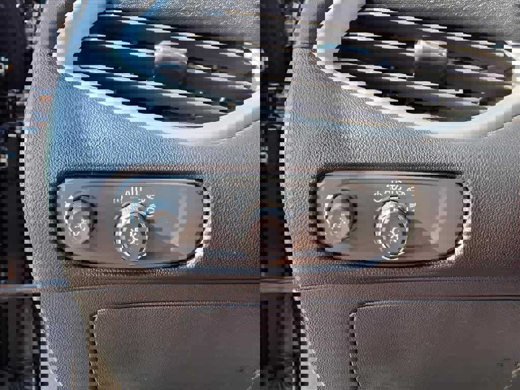 Used 2024 Chevrolet Malibu RS image 13