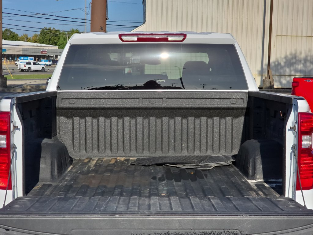 Used 2025 Chevrolet Silverado 1500 Custom Trail Boss AWD/4WD image 13