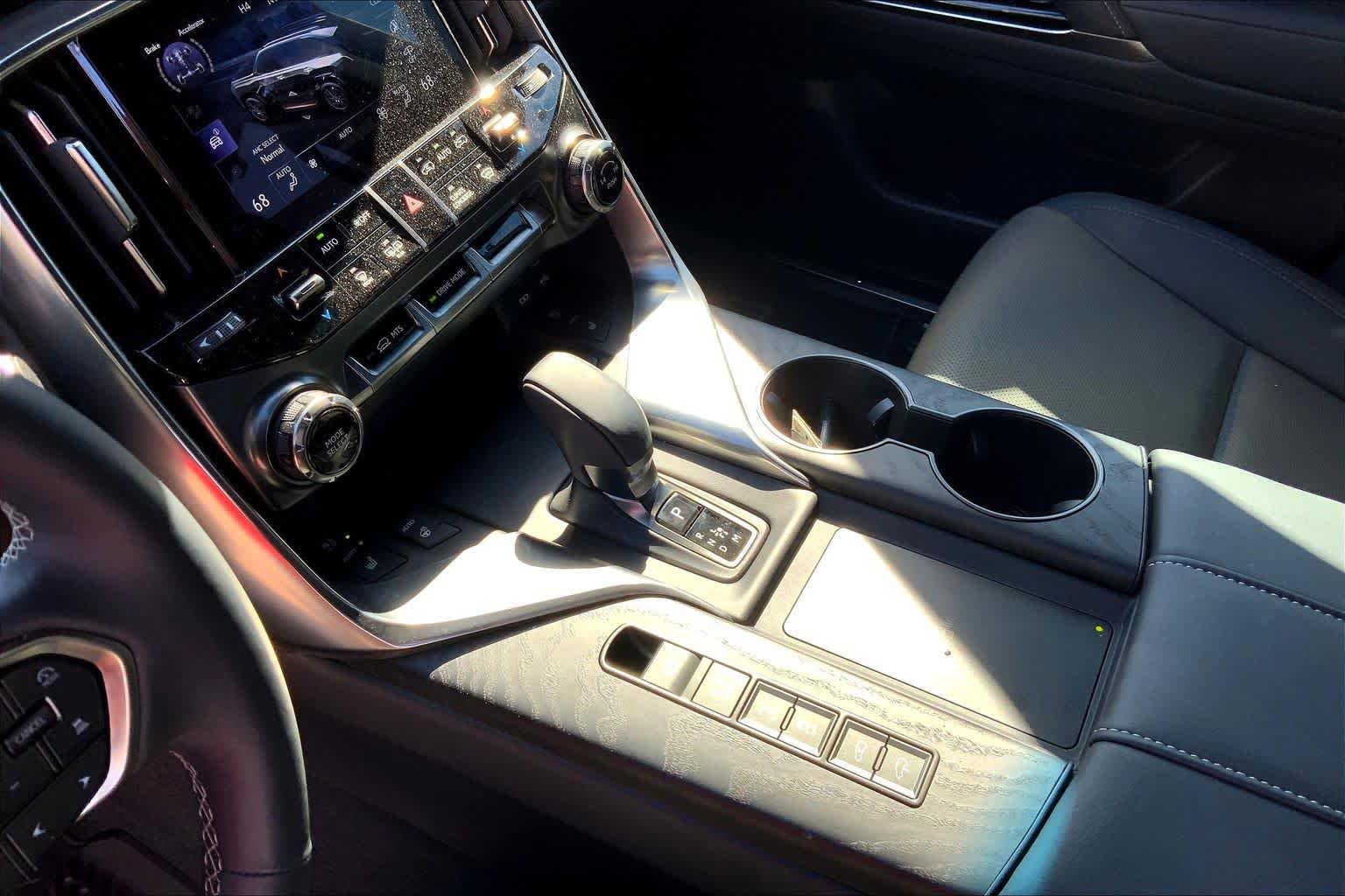 Used 2026 Lexus LX 700h Overtrail image 15