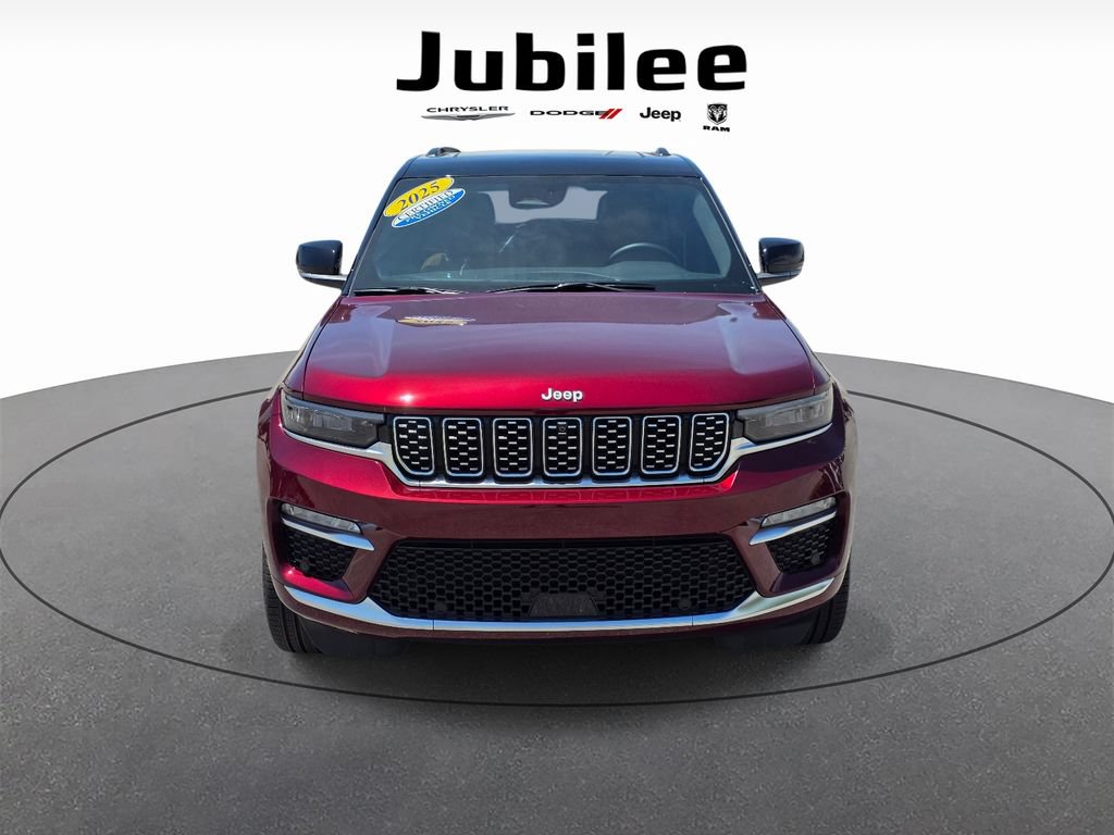 Used 2025 Jeep Grand Cherokee Summit AWD/4WD image 2