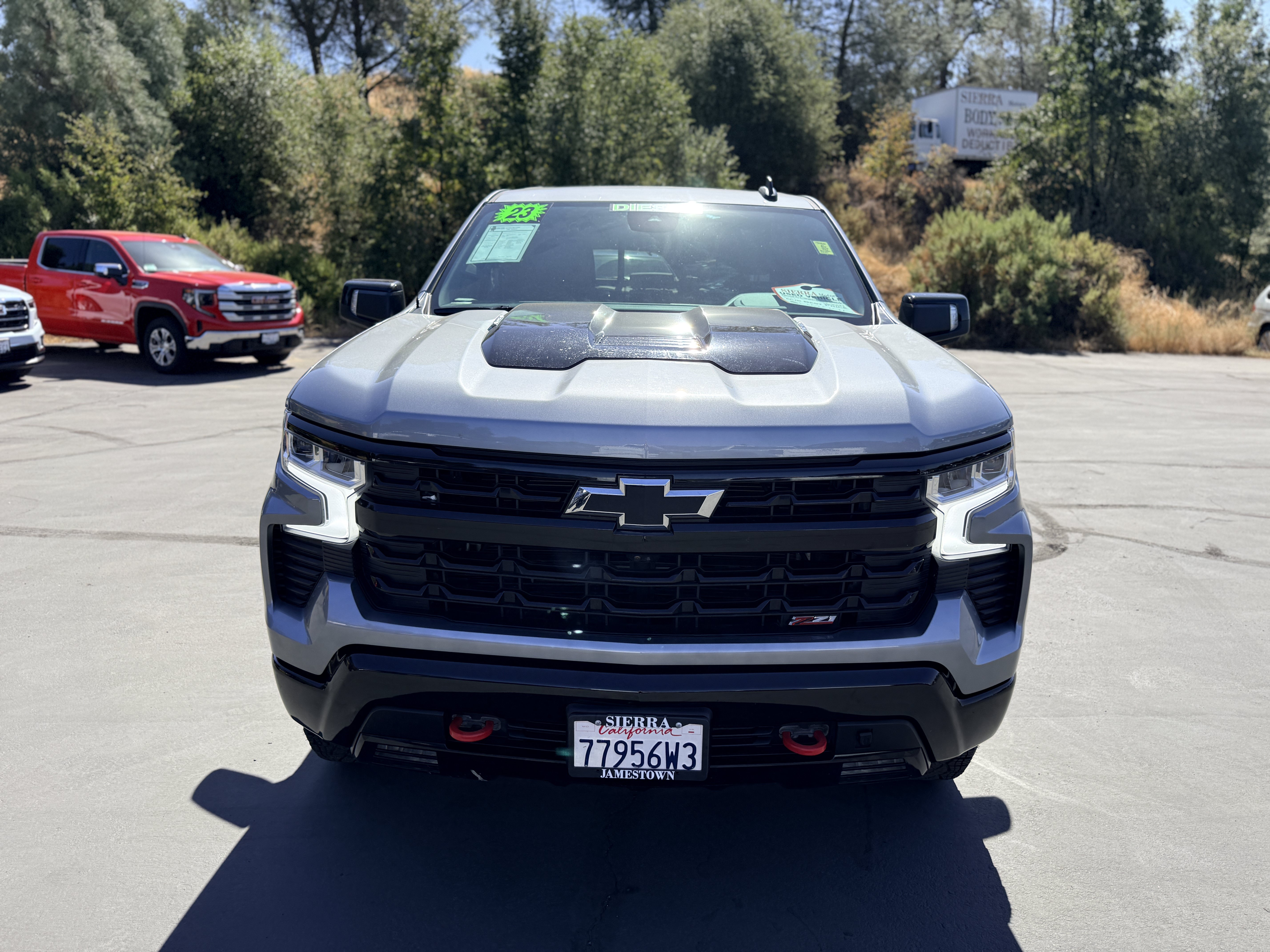 Used 2023 Chevrolet Silverado 1500 LT Trail Boss w/ LT Trail Boss Premium Package AWD/4WD image 3