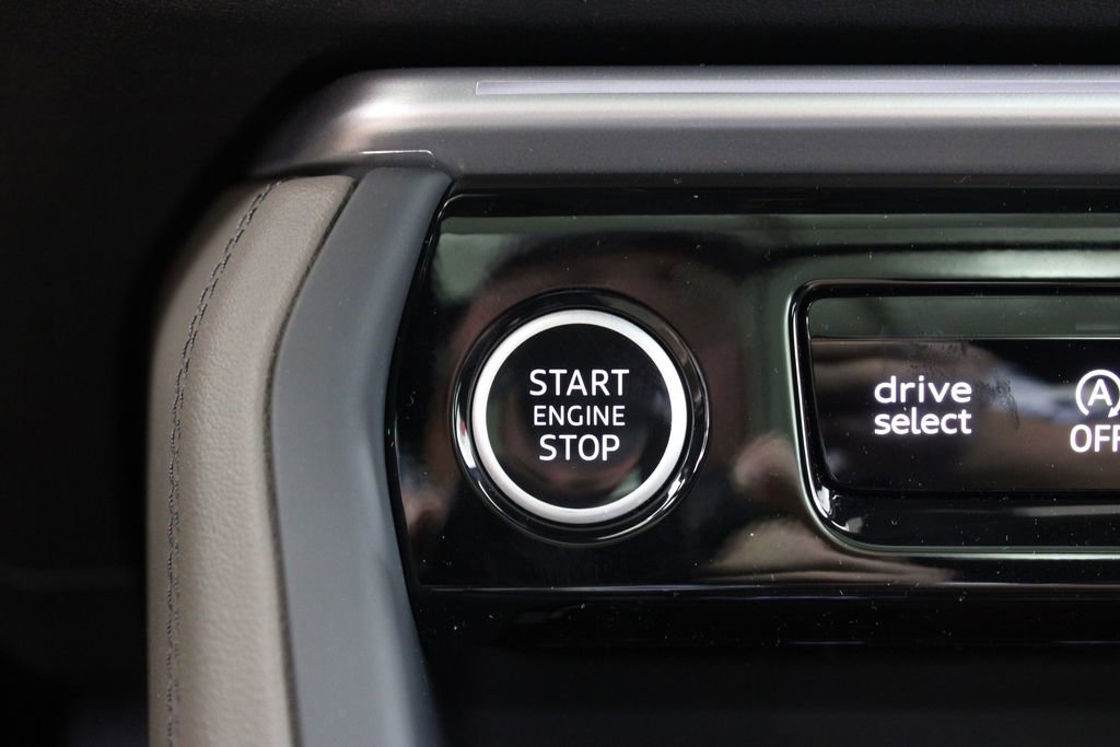 New 2025 Audi Q5 Prestige AWD/4WD image 11