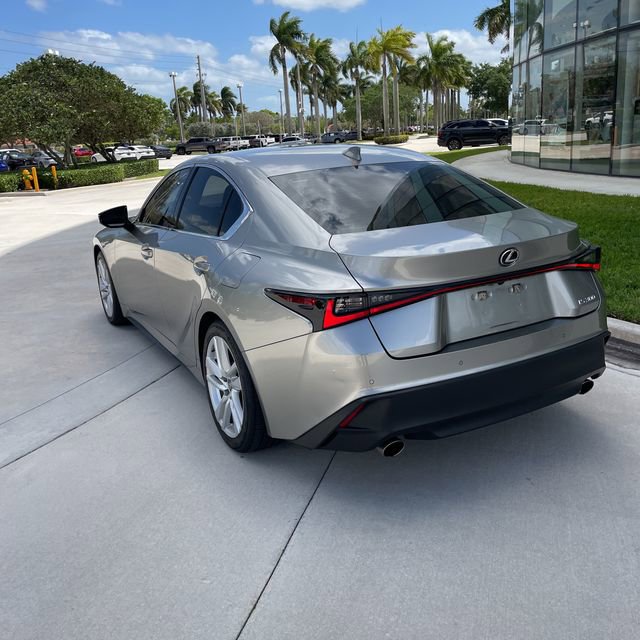 Used 2023 Lexus IS 300 w/ Comfort Package RWD image 3