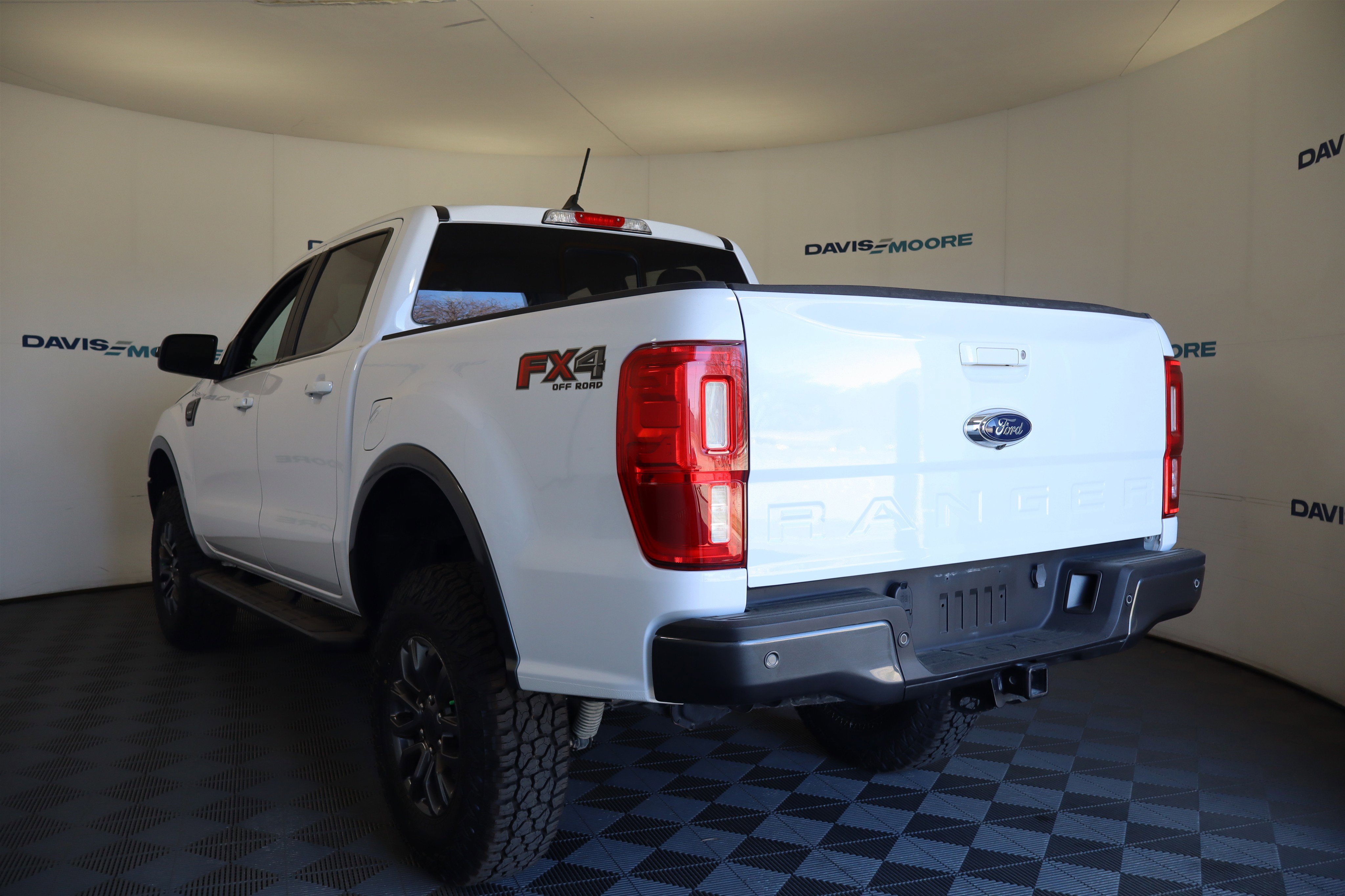 Used 2020 Ford Ranger Lariat w/ Equipment Group 501A Mid image 10