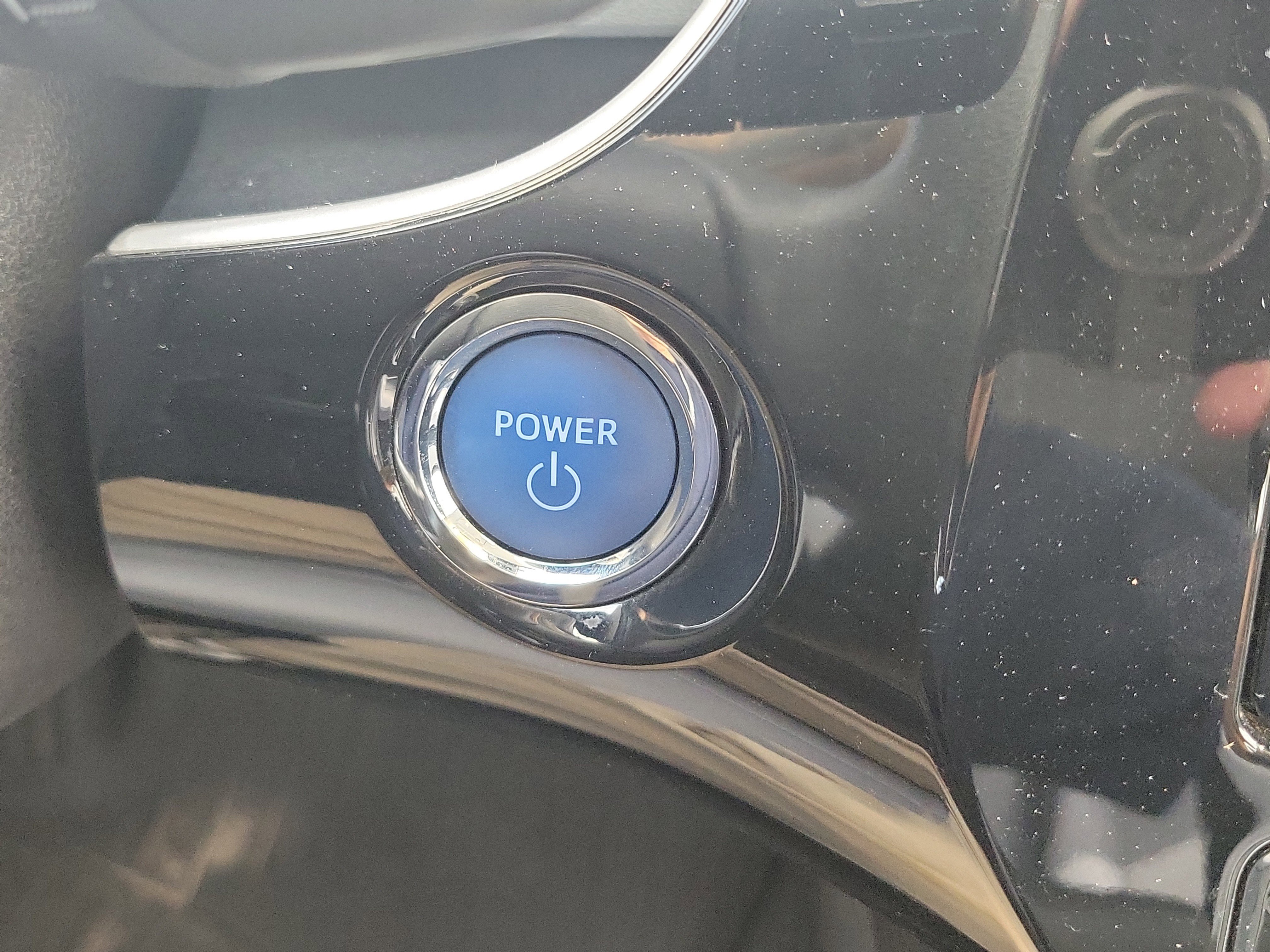Used 2019 Toyota Prius L Eco FWD image 28