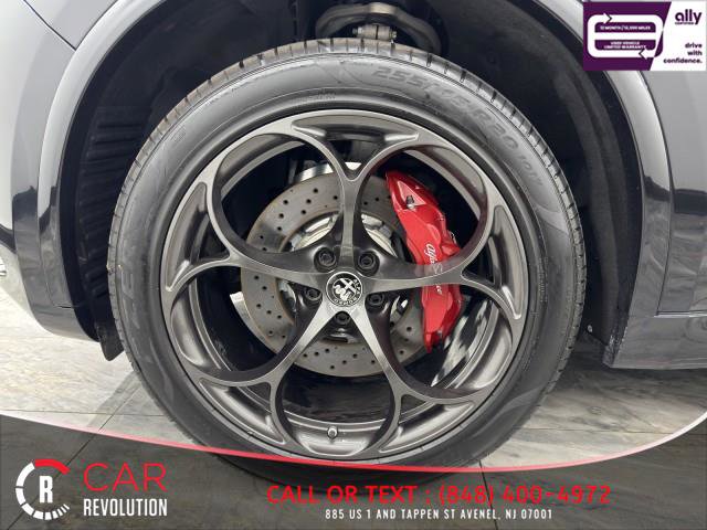 Used 2022 Alfa Romeo Stelvio Quadrifoglio w/ Active Assist Plus Package image 16
