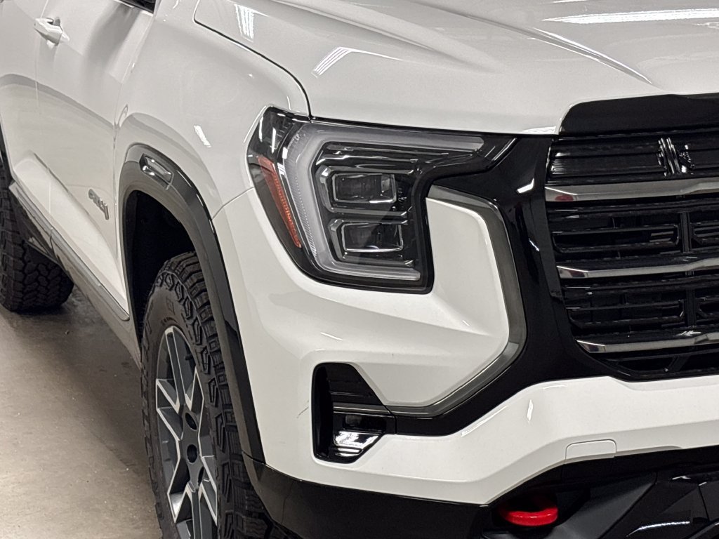 New 2026 GMC Terrain AT4 w/ Convenience Package III AWD/4WD image 4