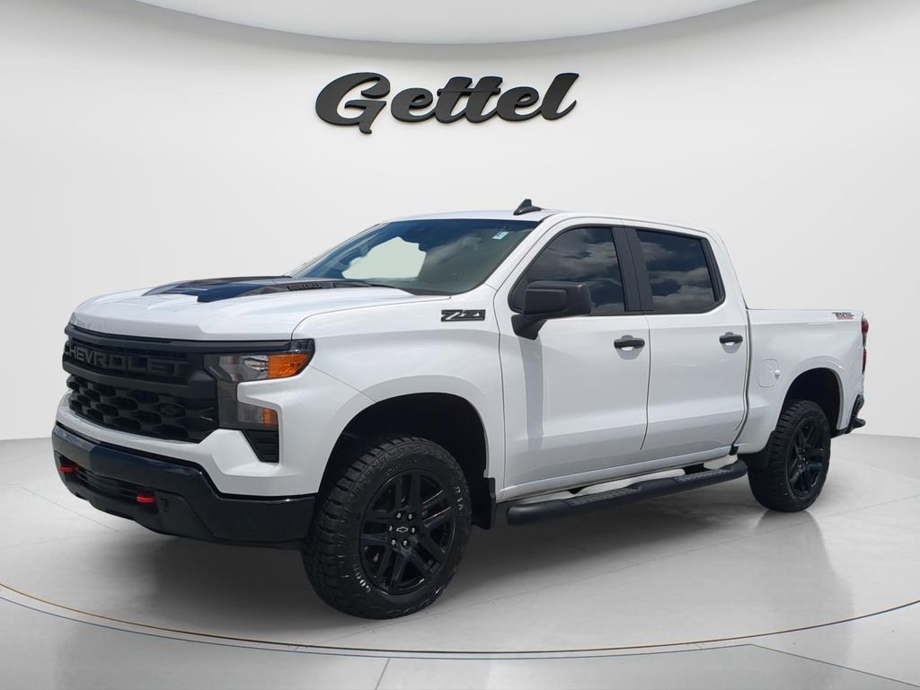 Used 2026 Chevrolet Silverado 1500 Custom Trail Boss w/ LPO, Dark Essentials Package image 9