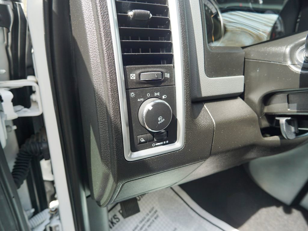 Used 2019 RAM 1500 Big Horn AWD/4WD image 19