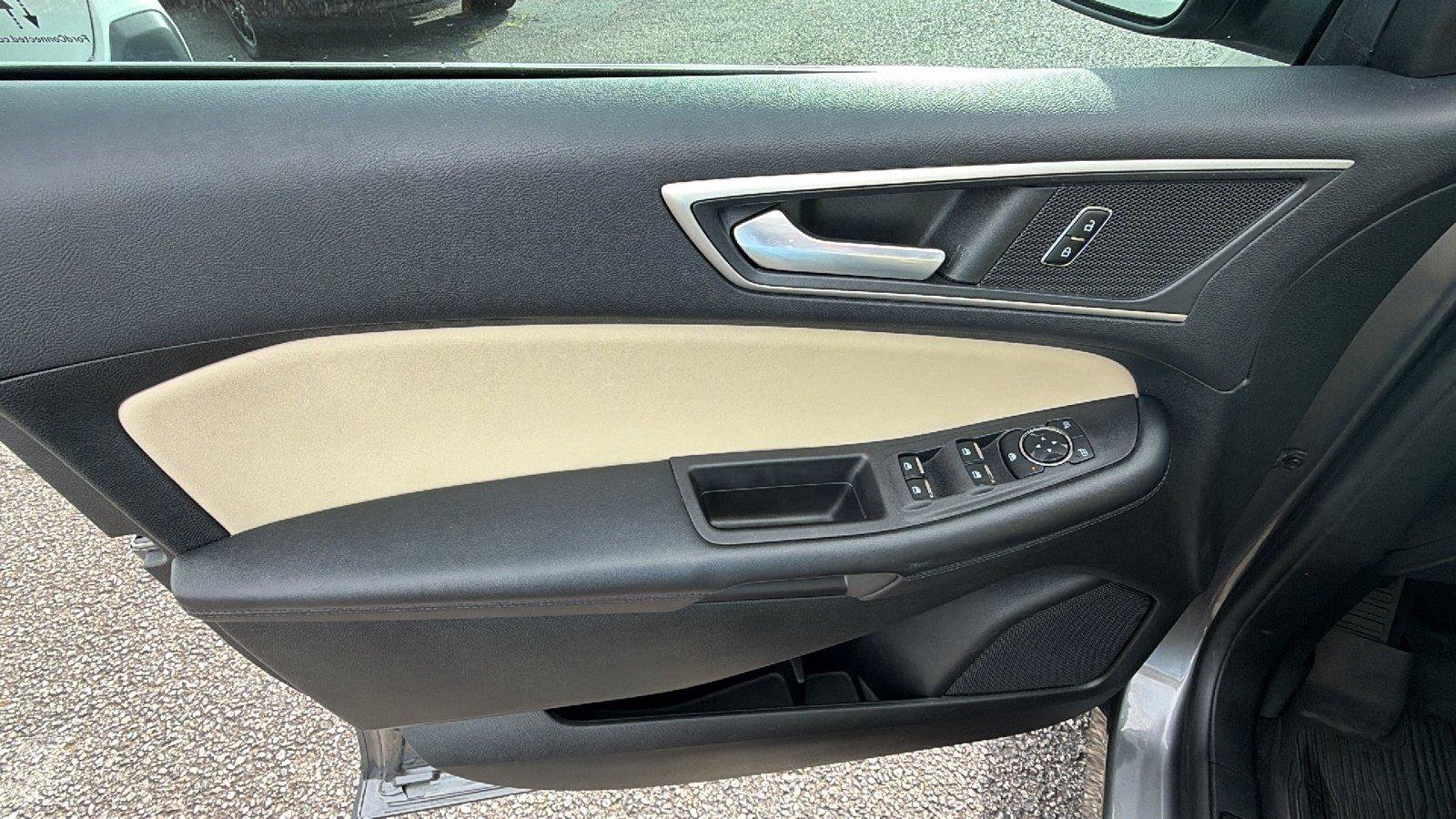 Used 2023 Ford Edge SEL w/ Convenience Package AWD/4WD image 13
