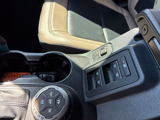 Used 2023 Ford Bronco Wildtrak AWD/4WD image 31