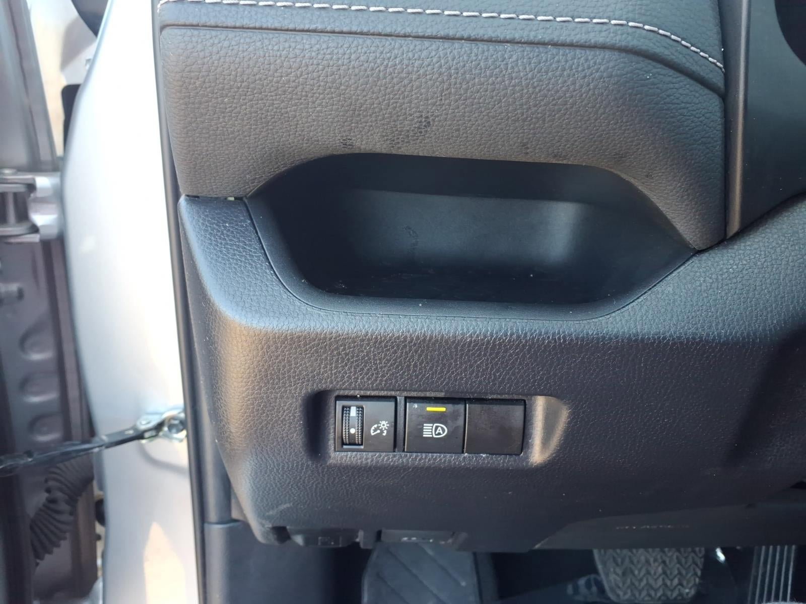 Used 2024 Toyota RAV4 LE FWD image 15
