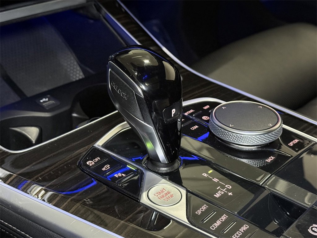 Used 2023 BMW X5 xDrive40i w/ Premium Package image 32