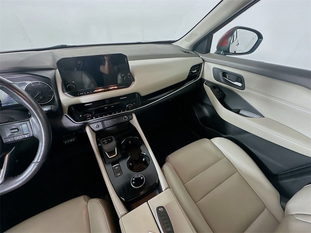 Used 2023 Nissan Rogue SL w/ SL Premium Package image 11