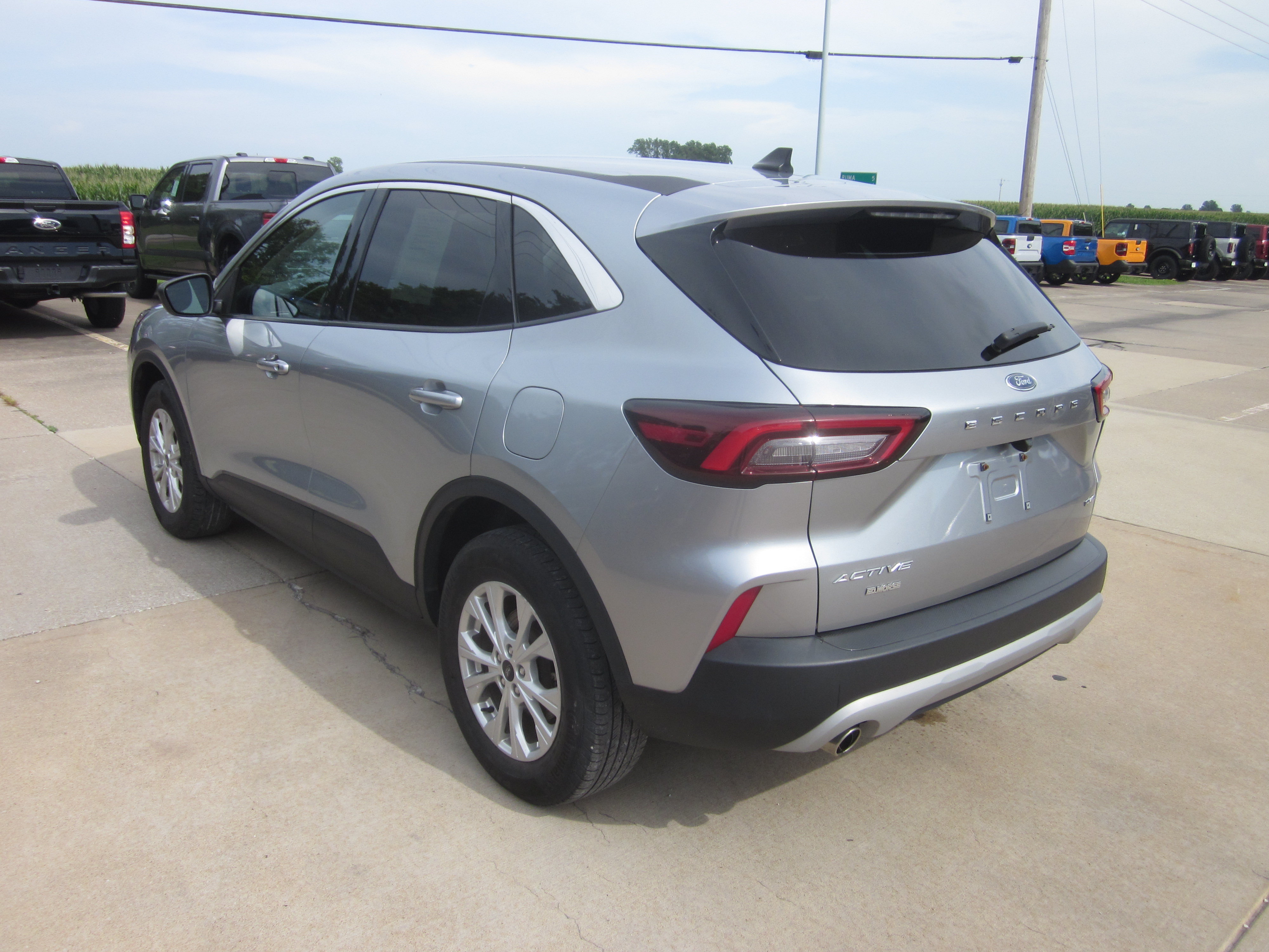 Used 2024 Ford Escape Active AWD/4WD image 4