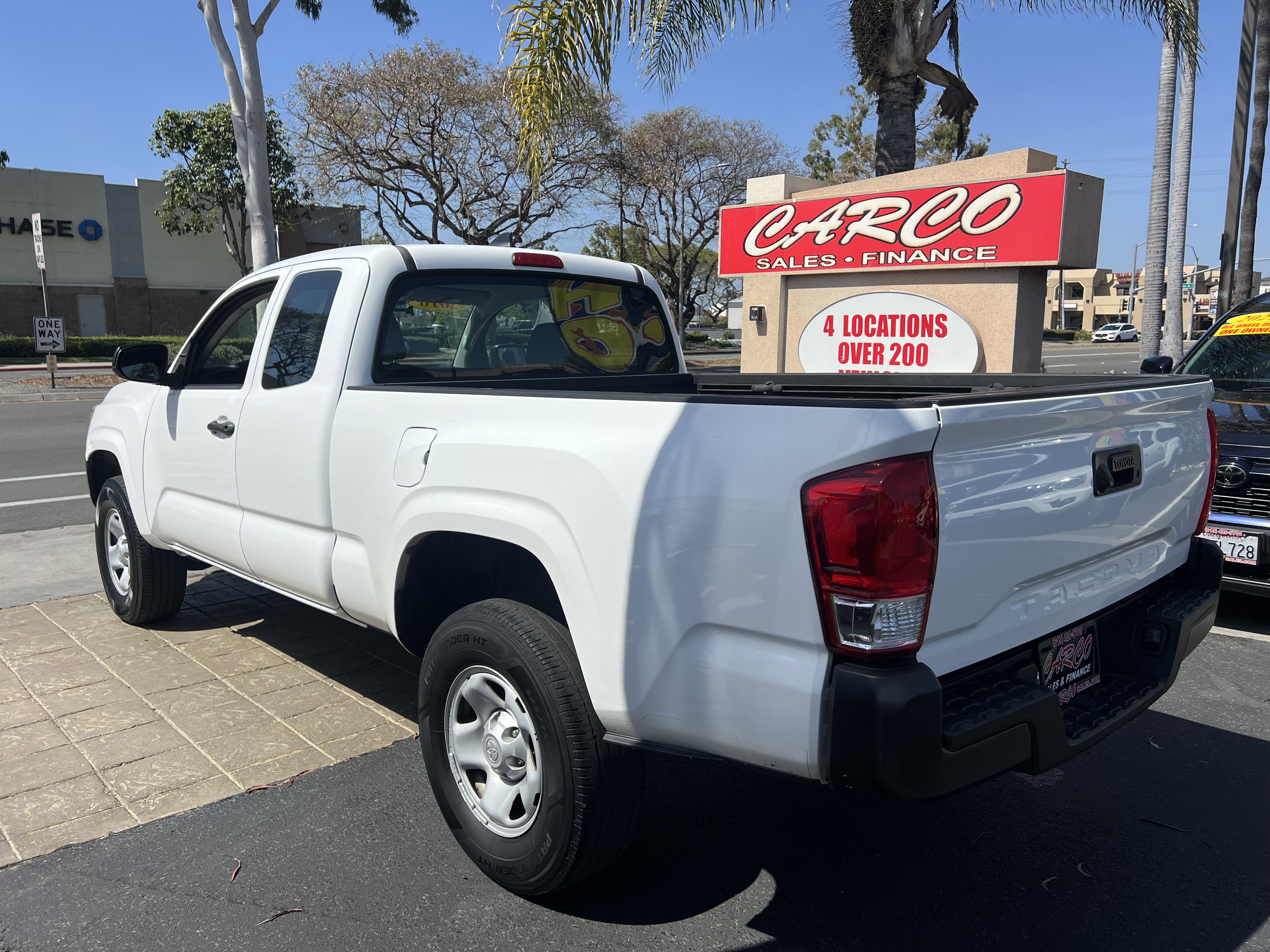 Used 2016 Toyota Tacoma SR RWD image 6