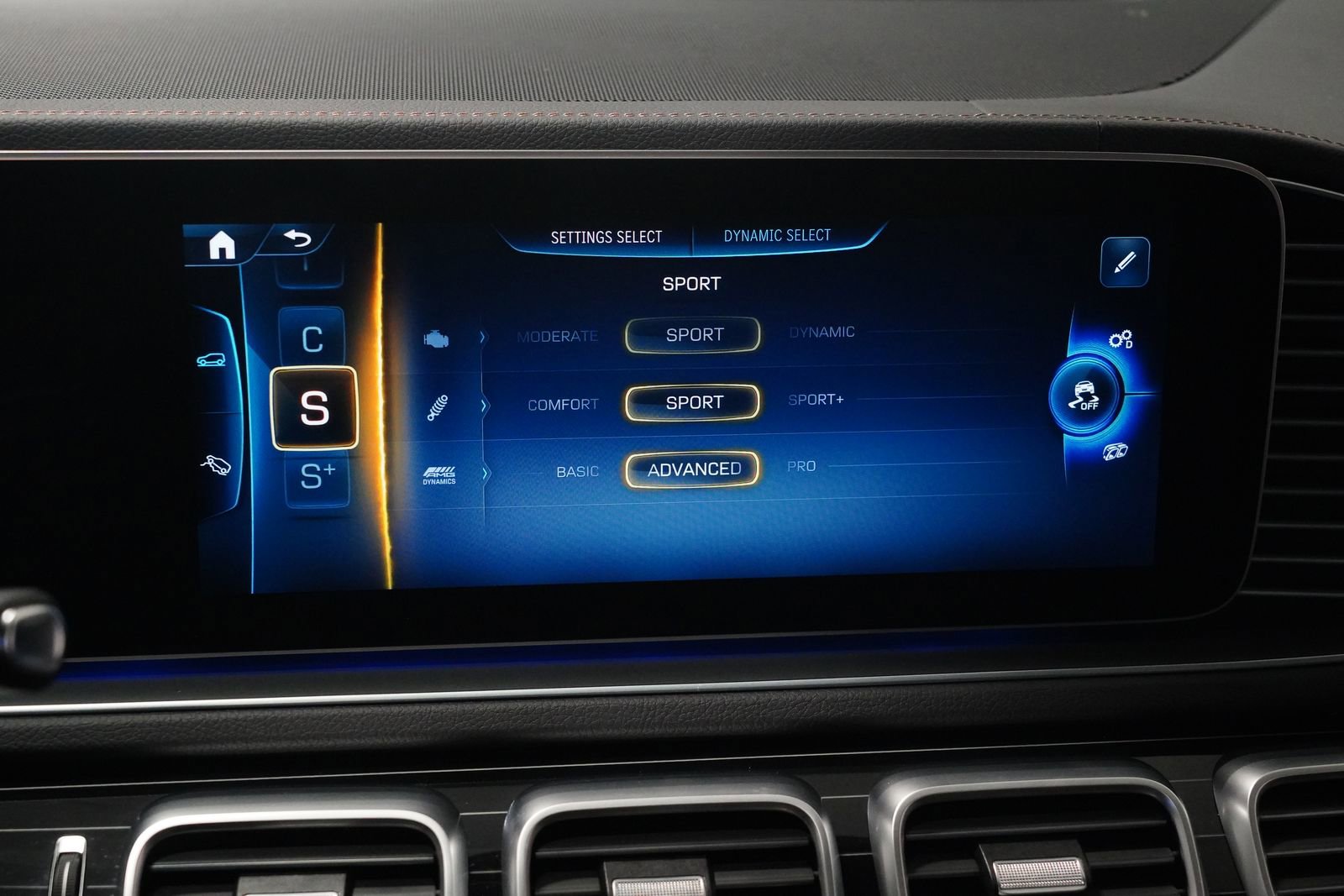 Certified 2024 Mercedes-Benz GLE 53 AMG 4MATIC Coupe image 25