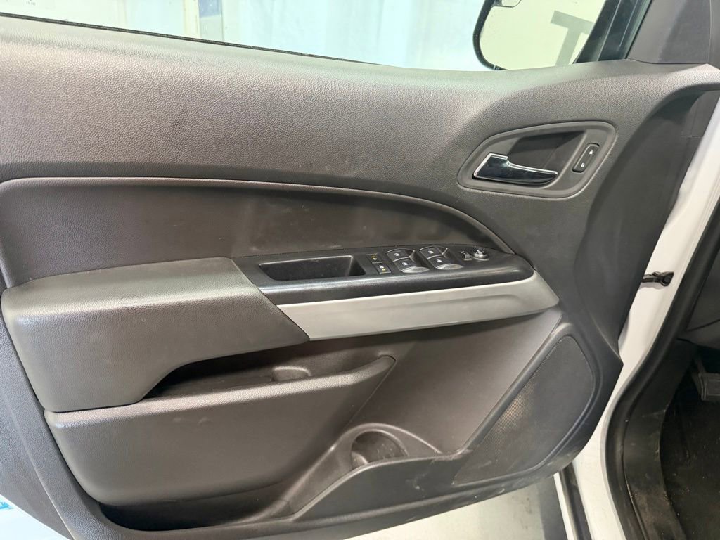 Used 2021 Chevrolet Colorado LT w/ Safety Package RWD image 7