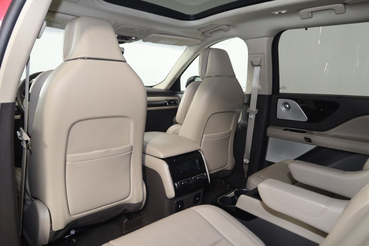 Used 2020 Lincoln Aviator Reserve w/ Equipment Group 202A AWD/4WD image 59