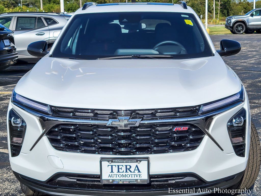 New 2026 Chevrolet Trax RS w/ Sunroof Package image 4