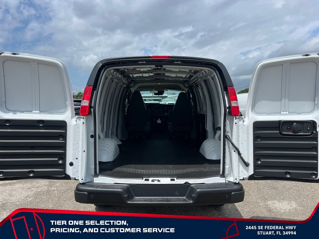 New 2026 GMC Savana 2500 w/ Driver Convenience Package RWD image 11