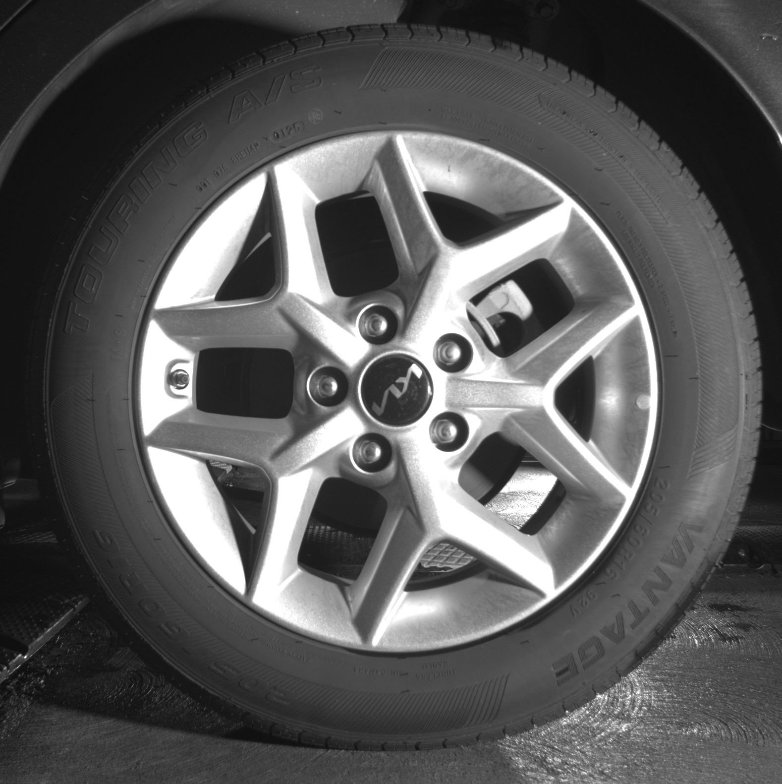 Used 2025 Kia Soul LX w/ LX Technology Package FWD image 14