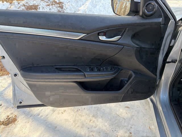 Used 2018 Honda Civic EX-L image 16
