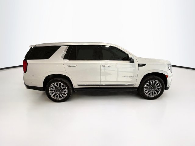 Certified 2023 GMC Yukon Denali Ultimate AWD/4WD image 8