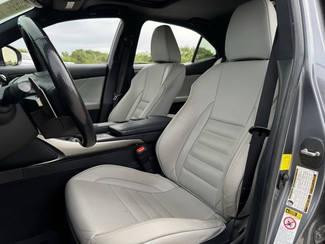 Used 2016 Lexus IS 200t w/ F Sport Package RWD image 27