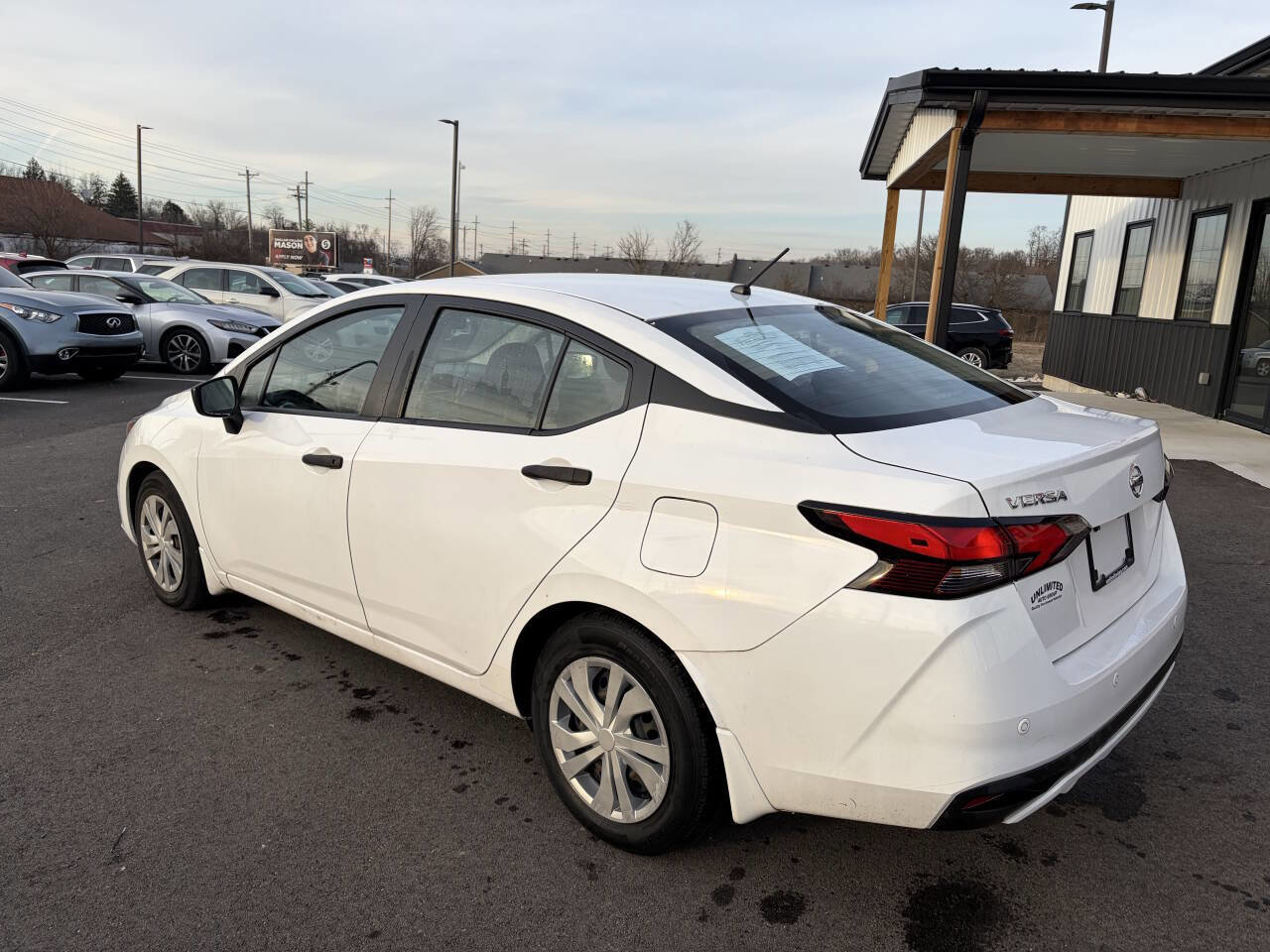 Used 2021 Nissan Versa S image 5