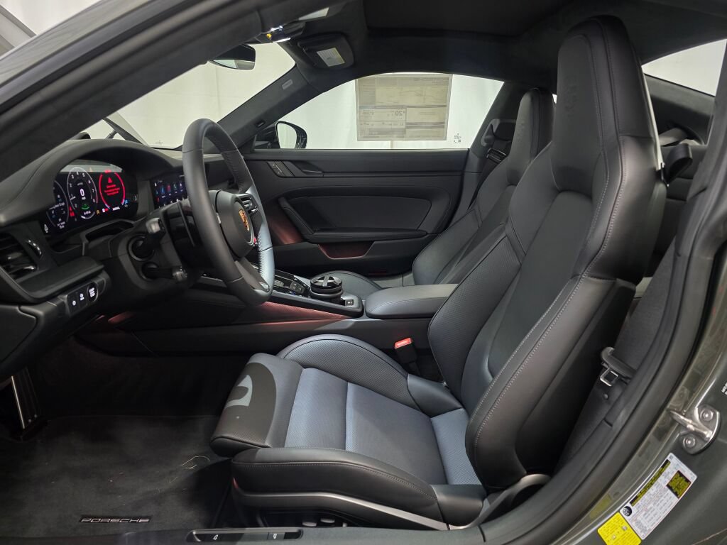 New 2026 Porsche 911 Carrera GTS RWD image 13