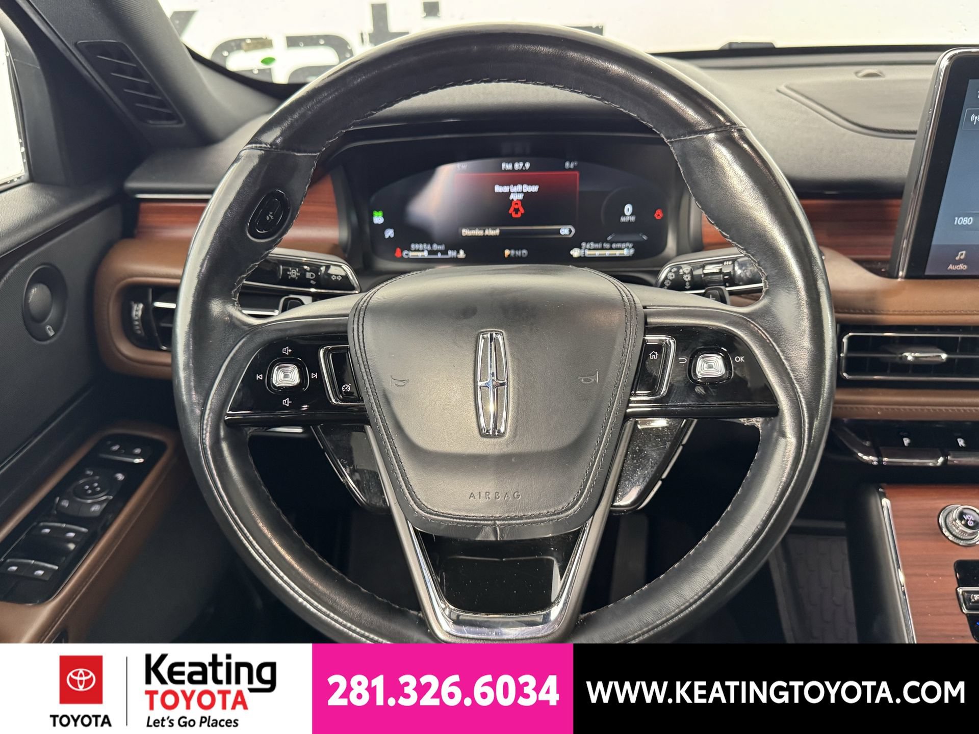 Used 2022 Lincoln Aviator Reserve w/ Elements Package Plus RWD image 29